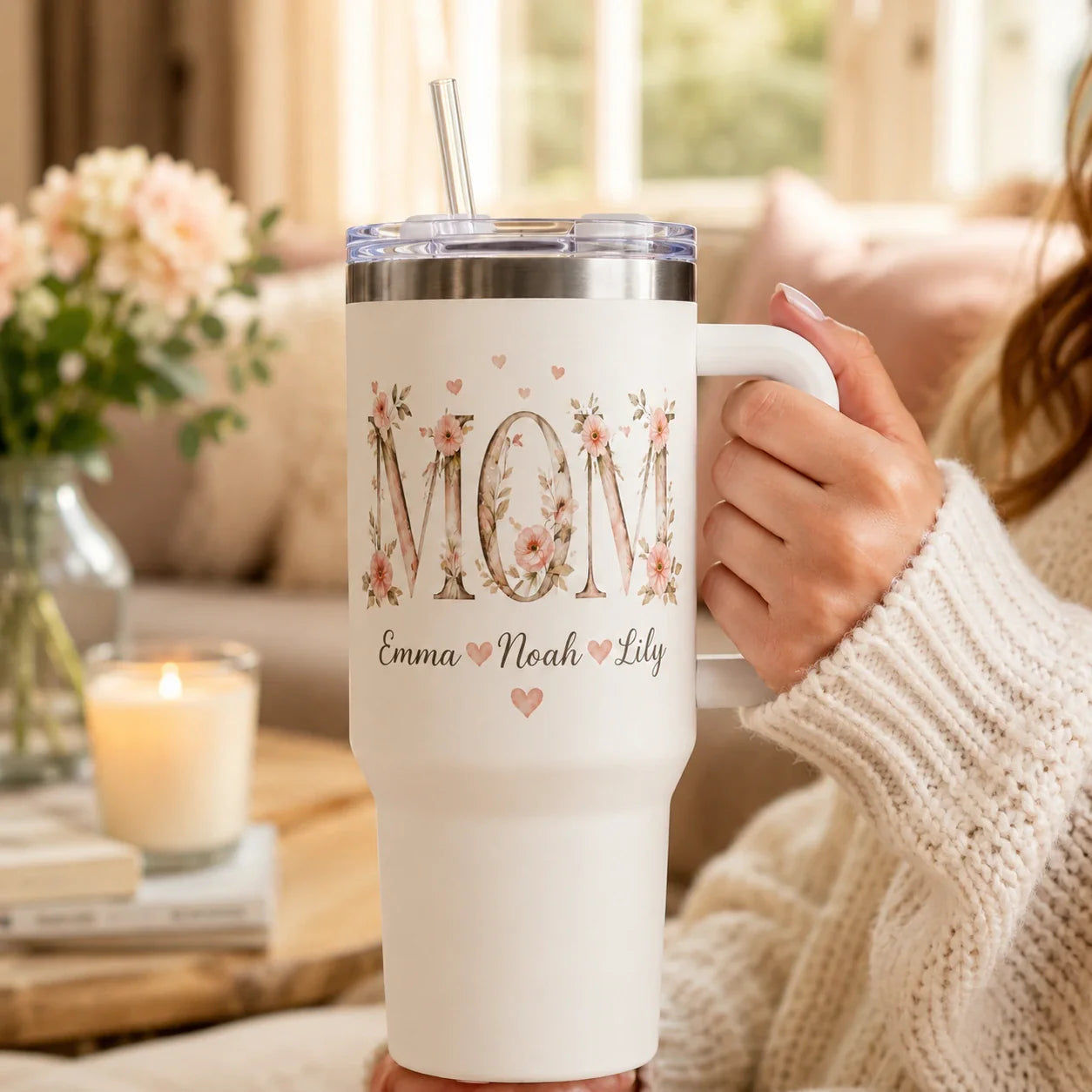 Custom mom tumbler featuring children’s names for a meaningful gift